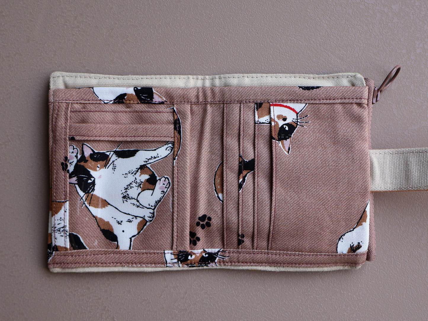 【fabric wallet】Sloth lazy fabric short/medium short clip